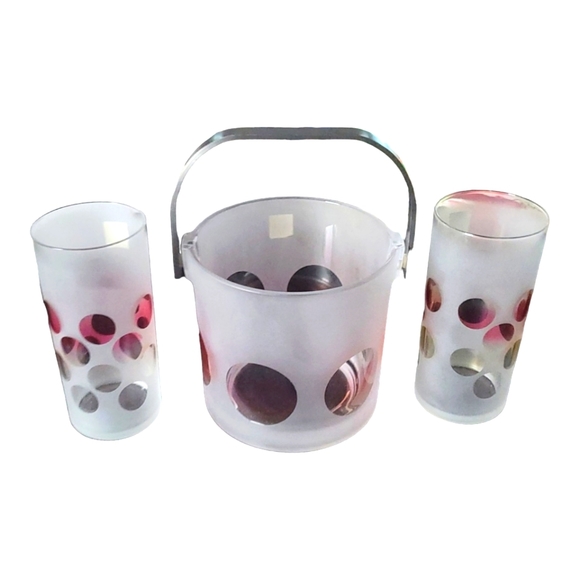 Birks Frosted Highball Glasses and Ice Bucket - Picture 4 of 9